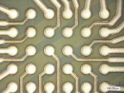 LPKF ProtoLaser R4: Bearbetat mönsterkort